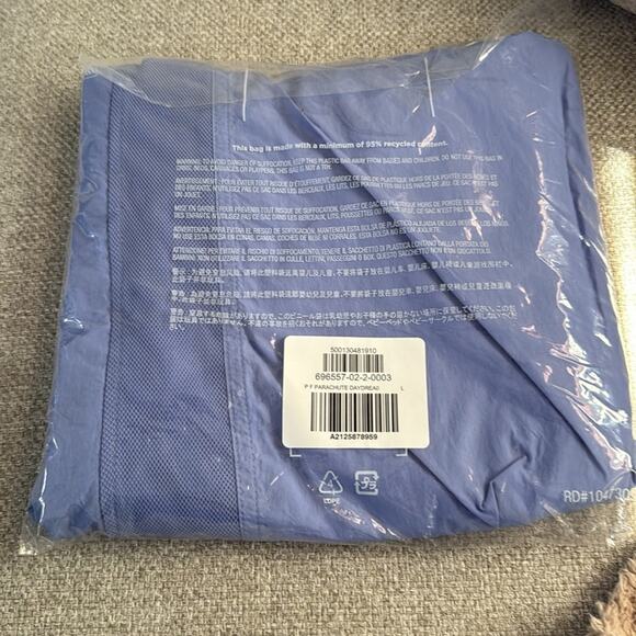 Old Navy Daydream High-Waisted Crinkle Wide-Leg Pants - Picture 8 of 9